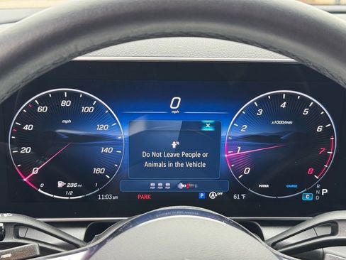 Certified 2025 Mercedes-Benz GLC 300 image 28