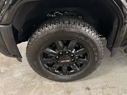 Certified 2024 GMC Sierra 2500 AT4 w/ AT4 Premium Plus Package image 10