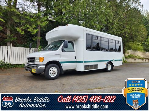 Used 2006 Ford E-450 and Econoline 450 RWD image 1