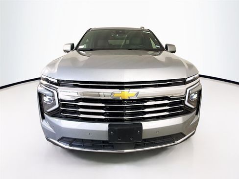 Used 2025 Chevrolet Tahoe LT AWD/4WD image 21