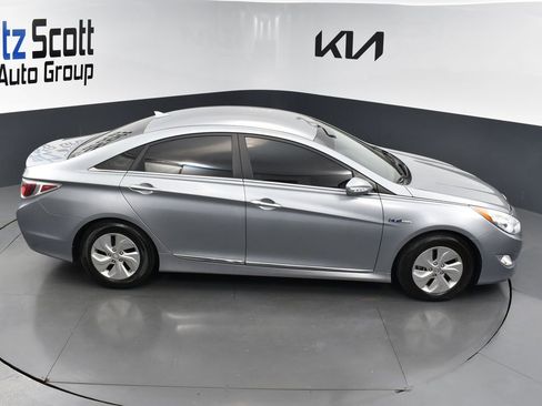 Used 2015 Hyundai Sonata Hybrid FWD image 14