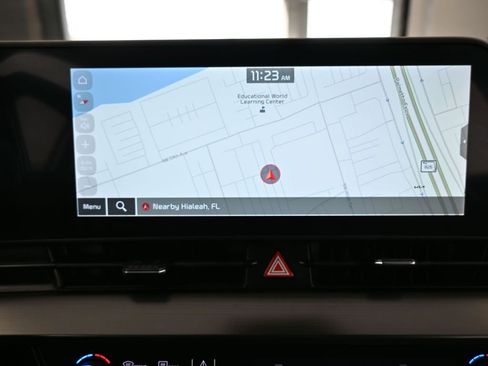 Used 2025 Kia Sportage EX image 19