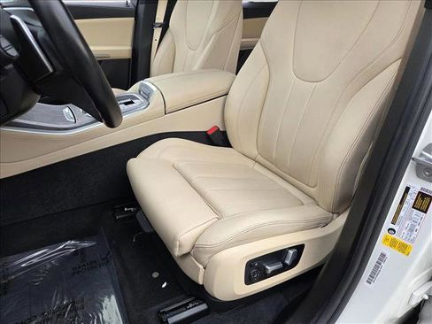 Used 2020 BMW X5 sDrive40i w/ Premium Package image 16