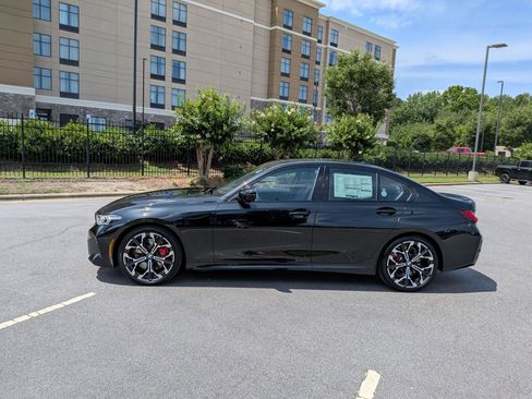 New 2026 BMW 330i Sedan w/ M Sport Package RWD image 6