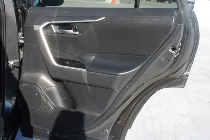 Certified 2023 Toyota RAV4 XLE w/ Convenience Package AWD/4WD image 18