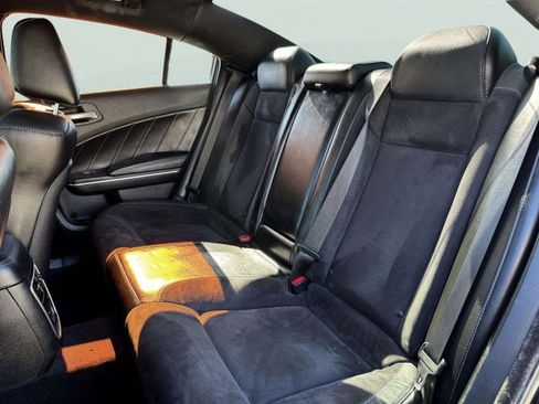 Used 2018 Dodge Charger R/T Scat Pack w/ Dynamics Package image 40