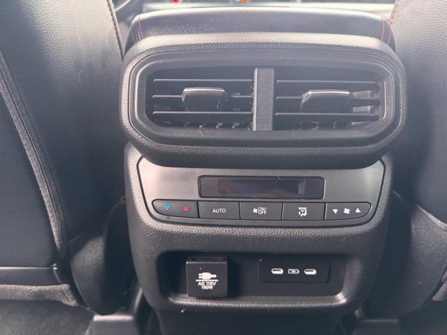 Used 2024 Honda Pilot TrailSport image 16