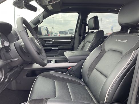 Used 2025 RAM 1500 Laramie w/ Laramie Southwest Edition AWD/4WD image 34