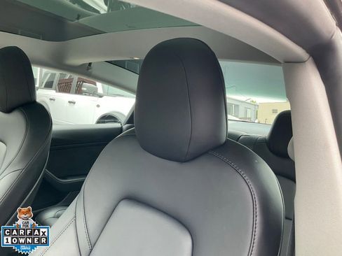 Used 2022 Tesla Model 3 Long Range AWD/4WD image 18