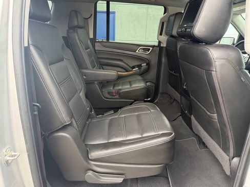 Used 2020 GMC Yukon XL Denali AWD/4WD image 23