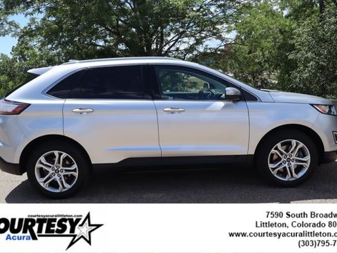 Used 2018 Ford Edge Titanium w/ Technology Package AWD/4WD image 7