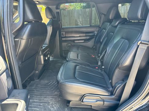 Used 2021 Ford Expedition Limited AWD/4WD image 14