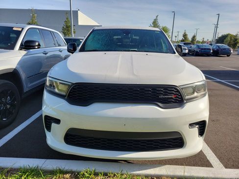 Used 2023 Dodge Durango GT RWD image 3