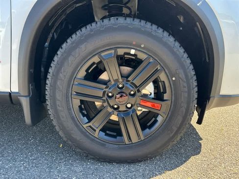 New 2026 Nissan Rogue SV image 28