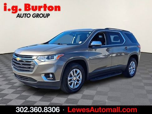 Used 2020 Chevrolet Traverse LT image 3