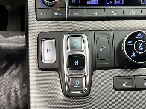 Used 2022 Hyundai Palisade SEL w/ 8P Bench Seat Package image 17