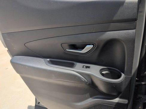 Used 2025 Hyundai Santa Cruz SEL FWD image 26