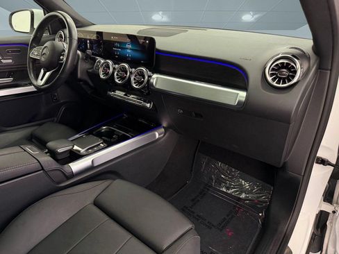 Certified 2023 Mercedes-Benz GLB 250 image 22