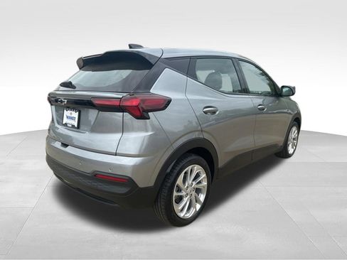 New 2027 Chevrolet Bolt LT w/ Comfort Package FWD image 5