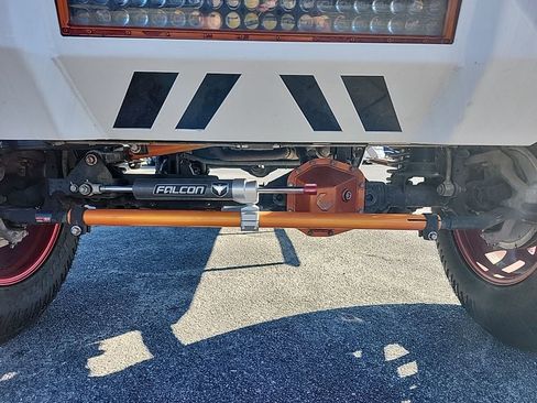 Used 2018 Jeep Wrangler Unlimited Sahara w/ Dual Top Group image 15