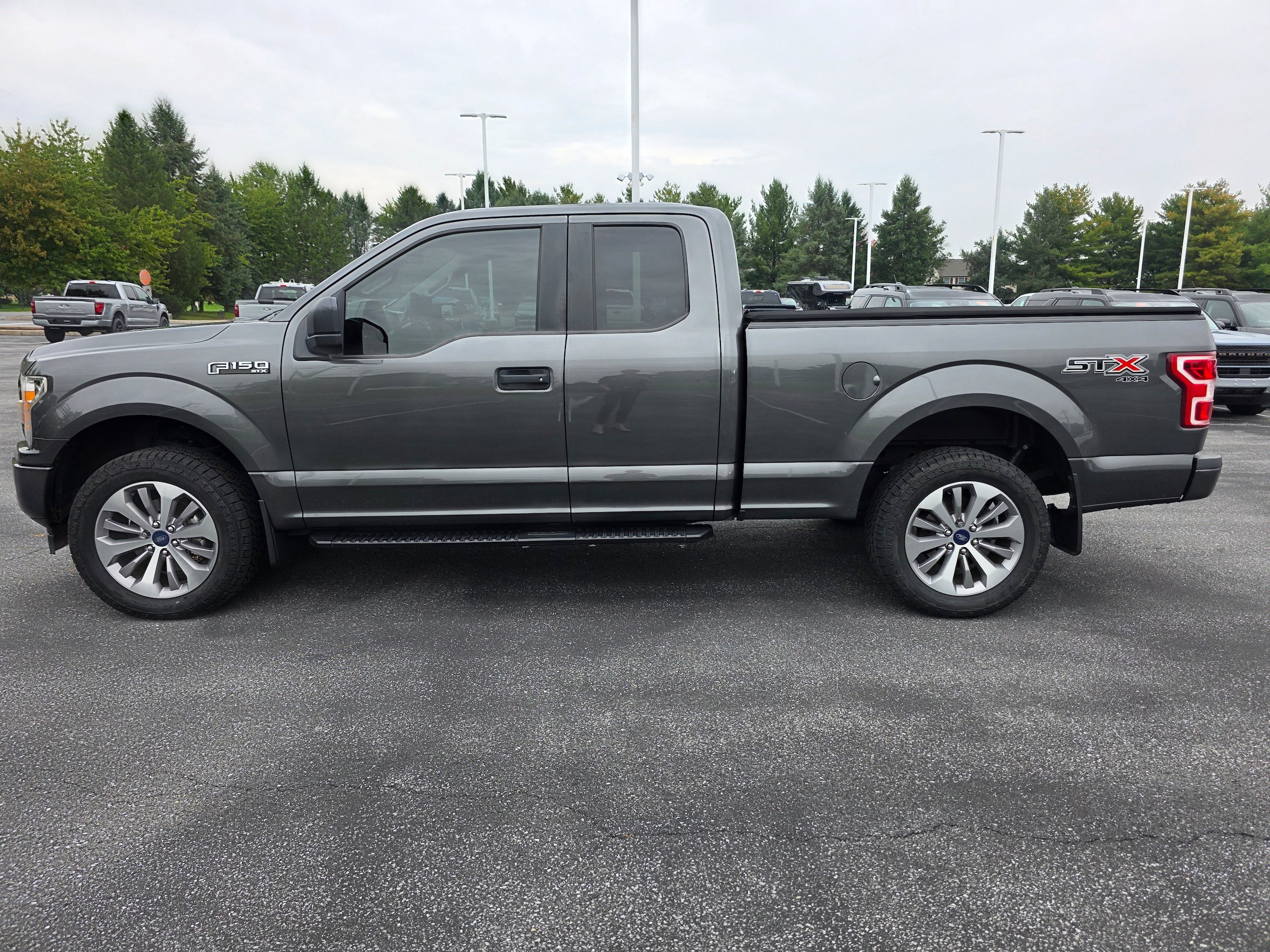 Used 2018 Ford F150 XL w/ Equipment Group 101A Mid AWD/4WD image 2