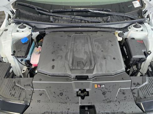 New 2026 Hyundai Ioniq 5 SEL image 12