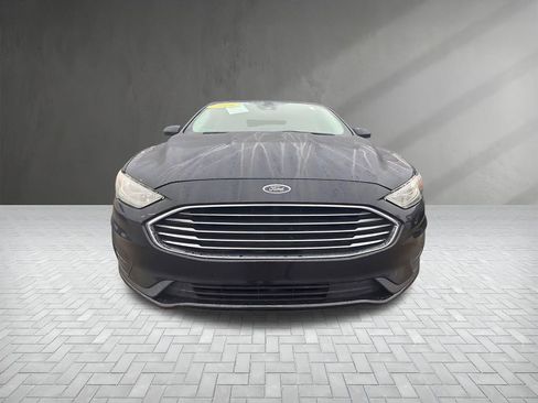 Certified 2019 Ford Fusion SE image 13