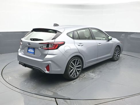 Used 2024 Subaru Impreza 2.0i Sport image 6