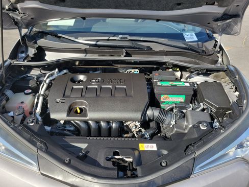 Used 2019 Toyota C-HR LE FWD image 15