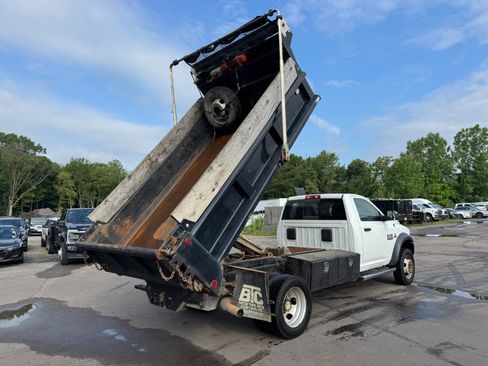 Used 2018 RAM 5500 Tradesman w/ Power & Remote Entry Group AWD/4WD image 5