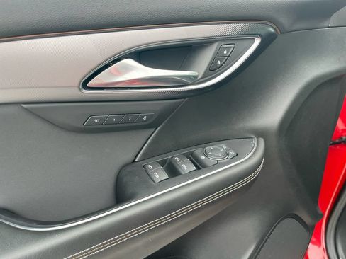 Used 2025 Buick Envision Sport Touring AWD/4WD image 13