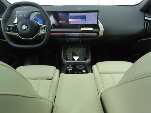 Certified 2025 BMW X3 xDrive30i w/ Premium Package image 13