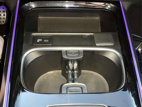 Used 2022 Mercedes-Benz GLA 250 4MATIC image 19