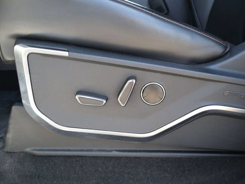 Used 2025 Ford F150 Raptor AWD/4WD image 17