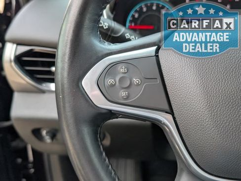 Used 2021 Chevrolet Traverse LT FWD image 7