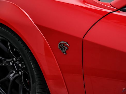 Used 2021 Dodge Challenger SRT Hellcat Redeye image 40