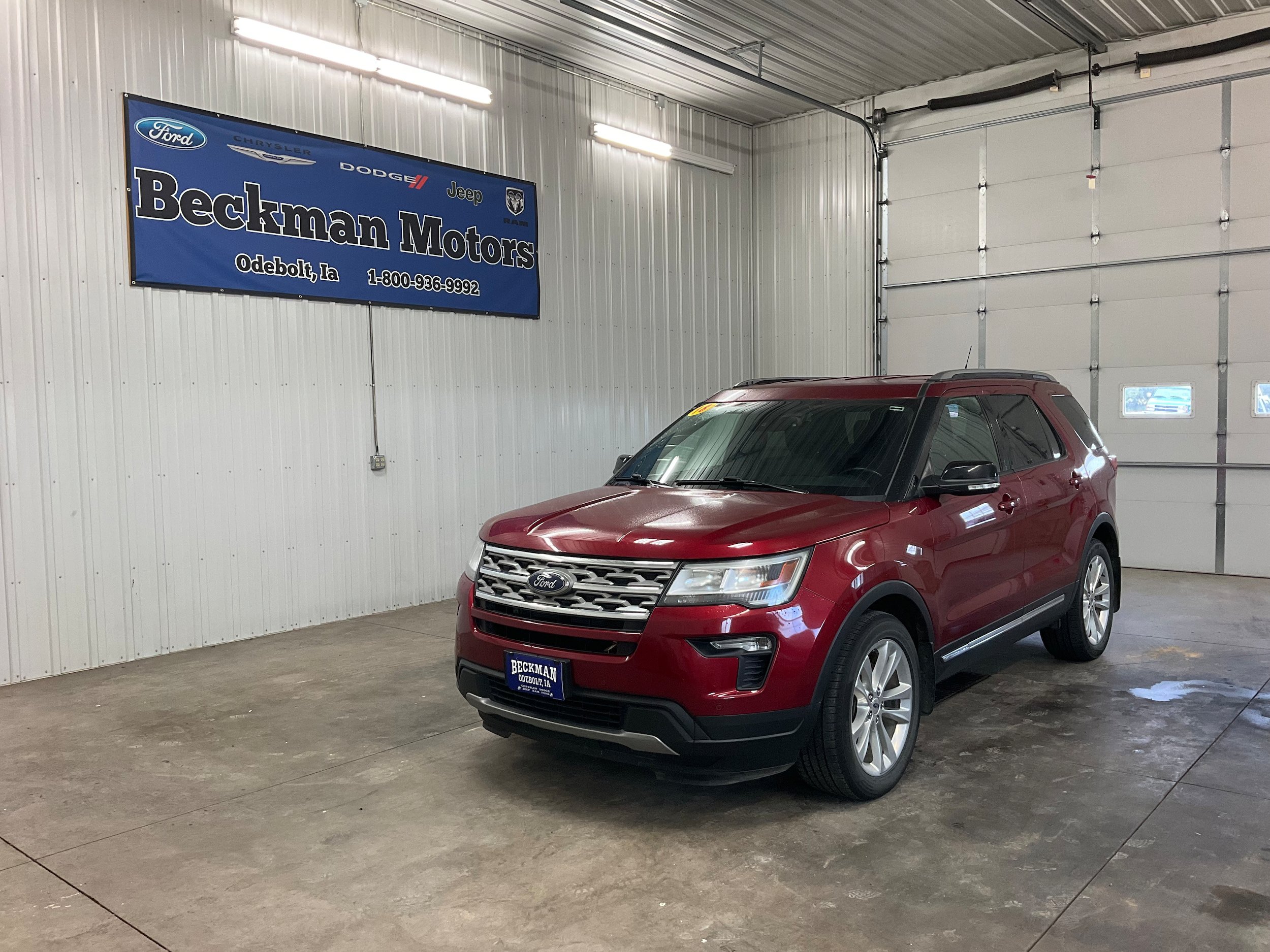 Used 2018 Ford Explorer XLT w/ Equipment Group 202A AWD/4WD image 1