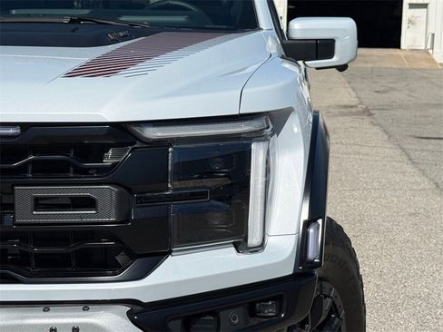 Used 2025 Ford F150 Raptor image 3