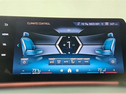 Used 2025 BMW X2 xDrive28i image 46