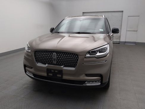 Used 2021 Lincoln Aviator Reserve w/ Equipment Group 202A AWD/4WD image 15