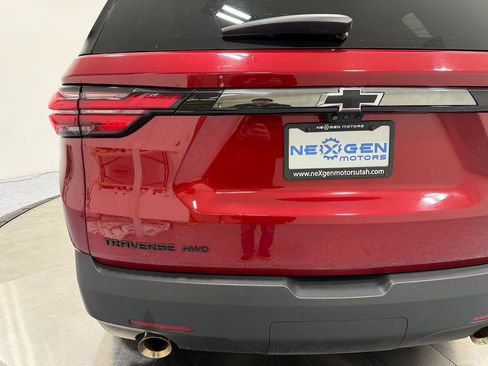 Used 2023 Chevrolet Traverse RS image 56