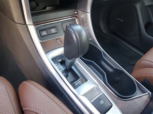 Used 2021 Subaru Ascent Touring image 31