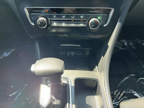 Used 2017 Kia Optima LX FWD image 15