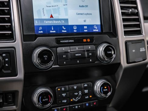 Used 2021 Ford F450 Platinum w/ FX4 Off-Road Package image 26