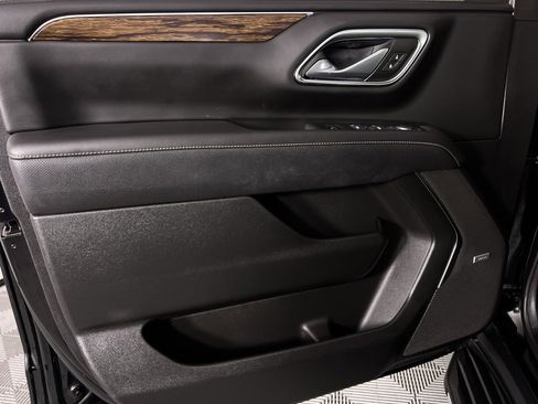 Used 2024 Chevrolet Tahoe Premier image 25