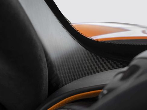 Used 2024 McLaren 750S Spider RWD image 22