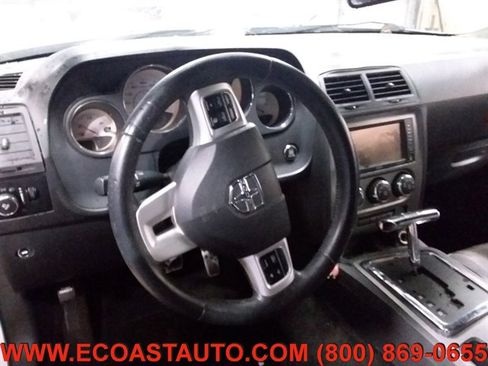 Used 2011 Dodge Challenger R/T image 11