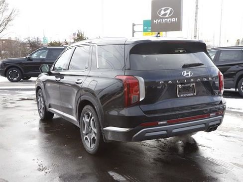 Used 2025 Hyundai Palisade Limited AWD/4WD image 9