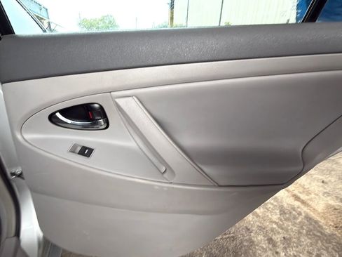 Used 2011 Toyota Camry LE w/ LE Extra-Value Pkg FWD image 21