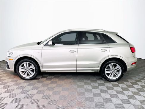 Used 2018 Audi Q3 2.0T Premium Plus w/ Premium Plus Package AWD/4WD image 4